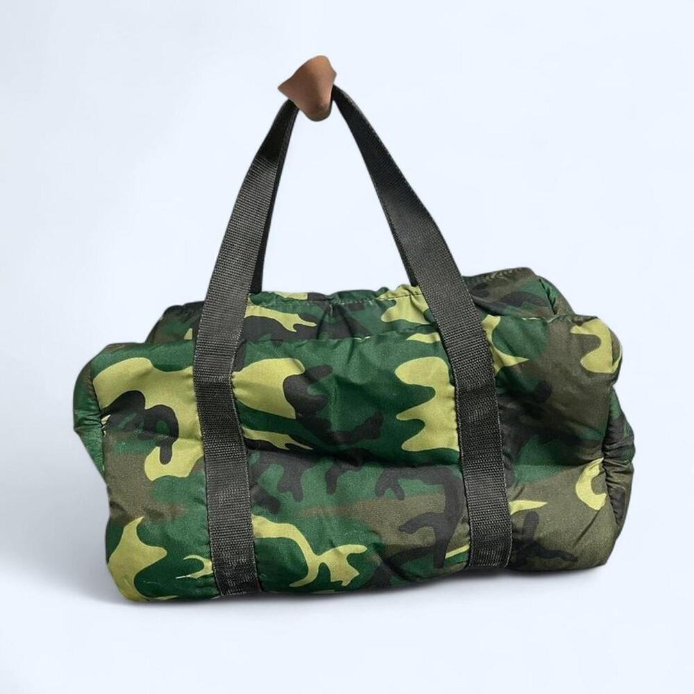 Vintage camouflage medium size duffel